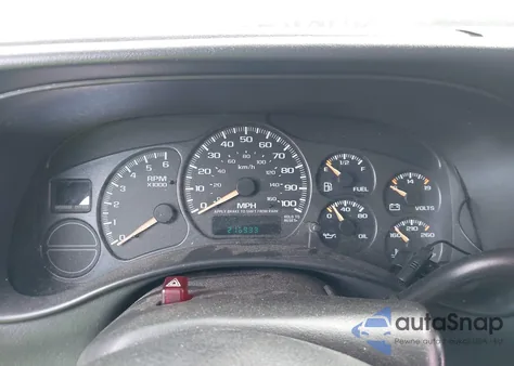 2002 Chevrolet Avalanche 1500 из США, поврежденный, VIN 3GNEC13T32G246202